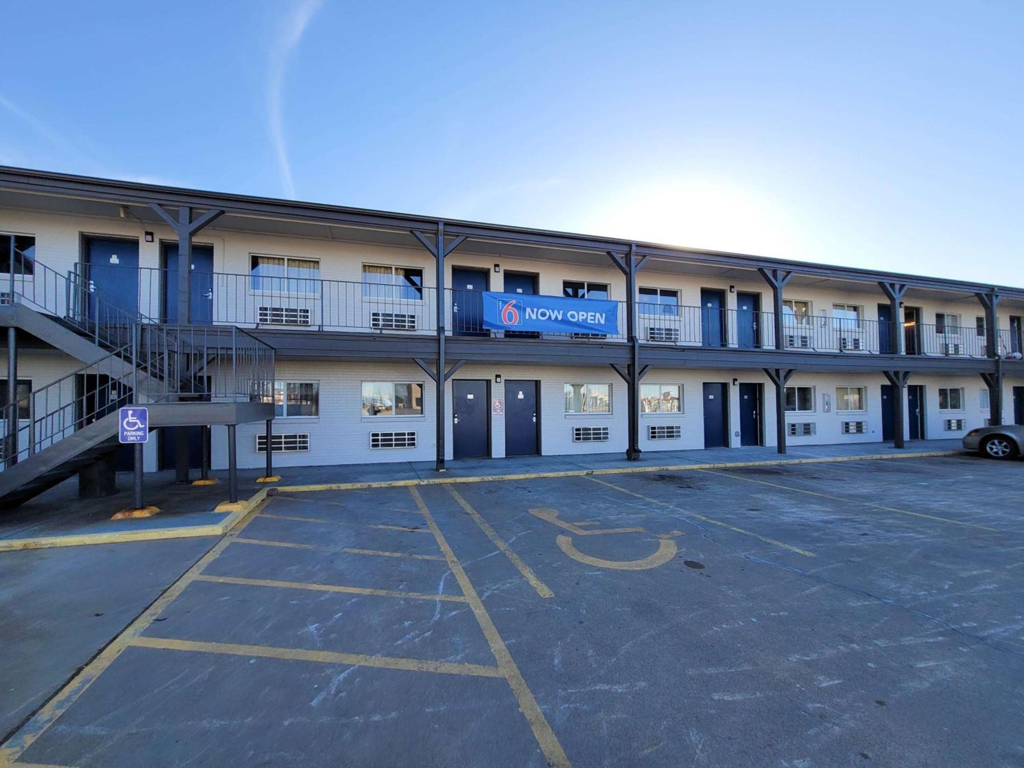 Motel 6 Wichita Ks South I35 Eksteriør bilde